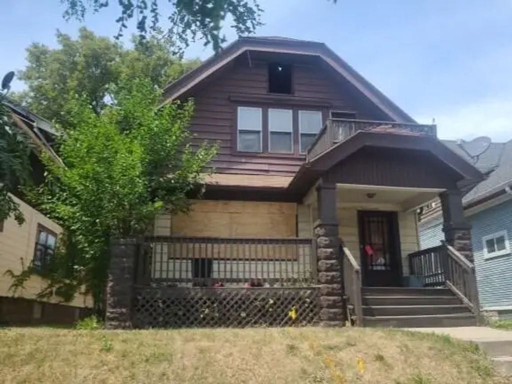 3223 N 16th St, Milwaukee