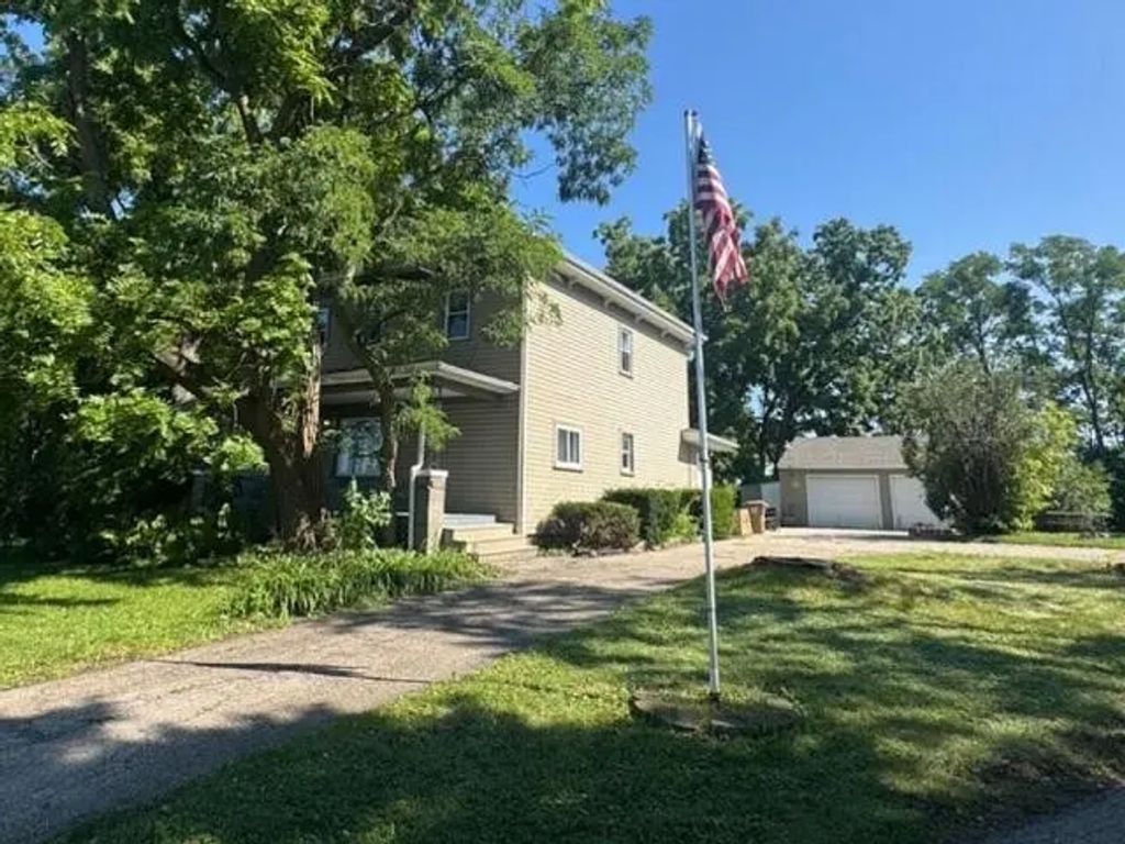4015 Washington Rd, Kenosha