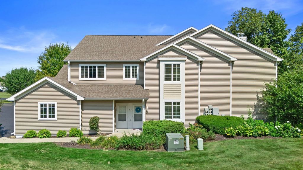 758 Bridlewood Dr H, Hartford