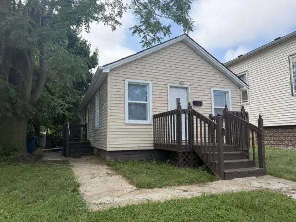 1236 Villa St, Racine