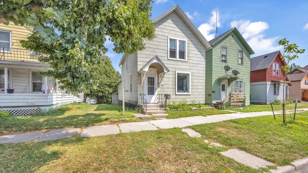 1433 S 11th St, Sheboygan