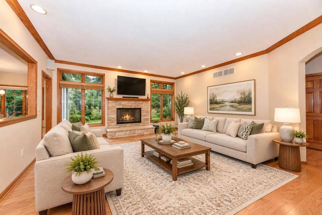 W71n428 Mulberry Ave, Cedarburg