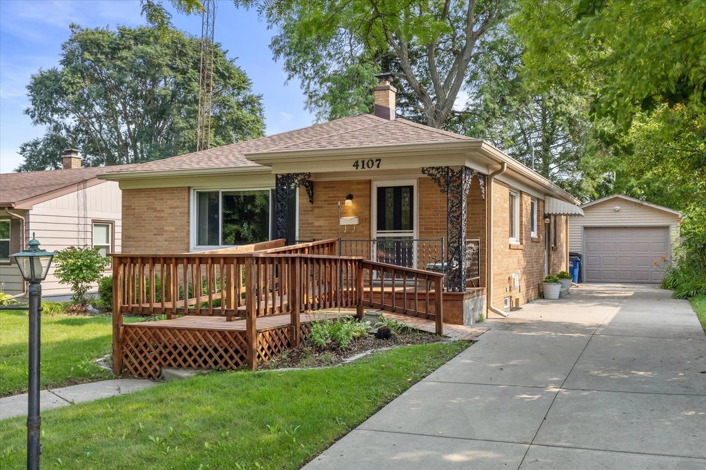 4107 Graceland Blvd, Racine