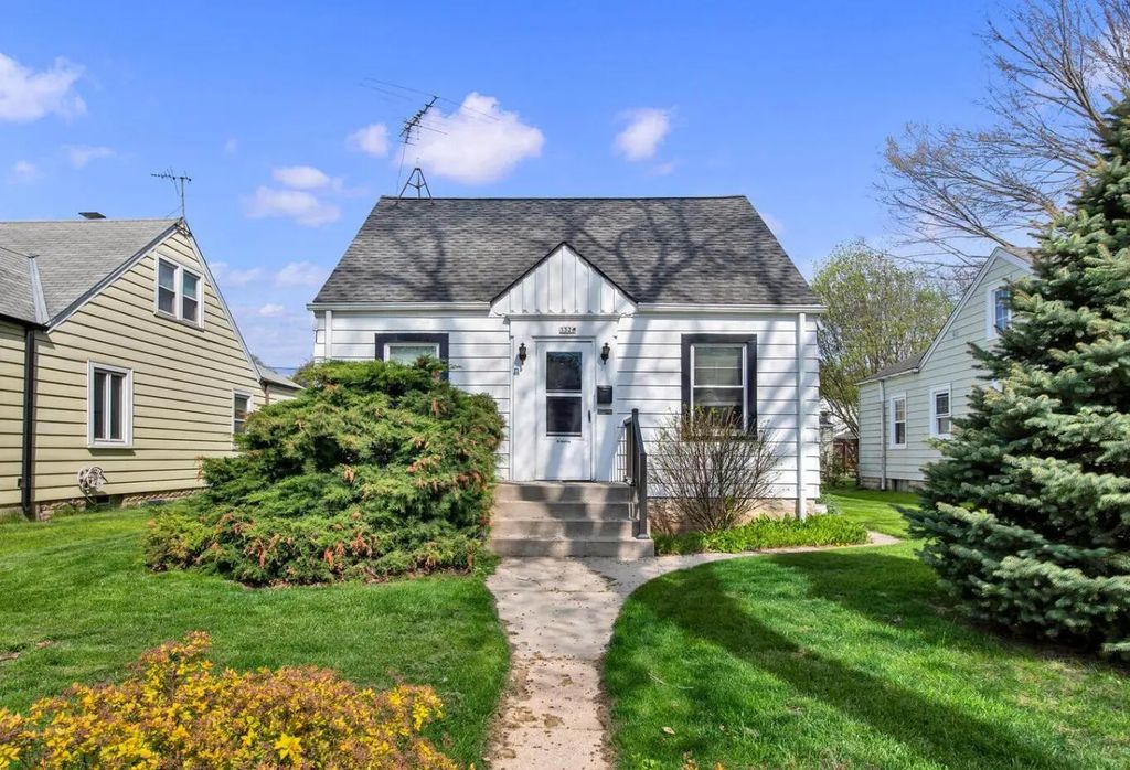 3326 S Lenox St, Milwaukee