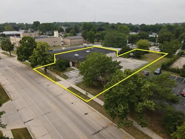 1406 N 25th St, Sheboygan