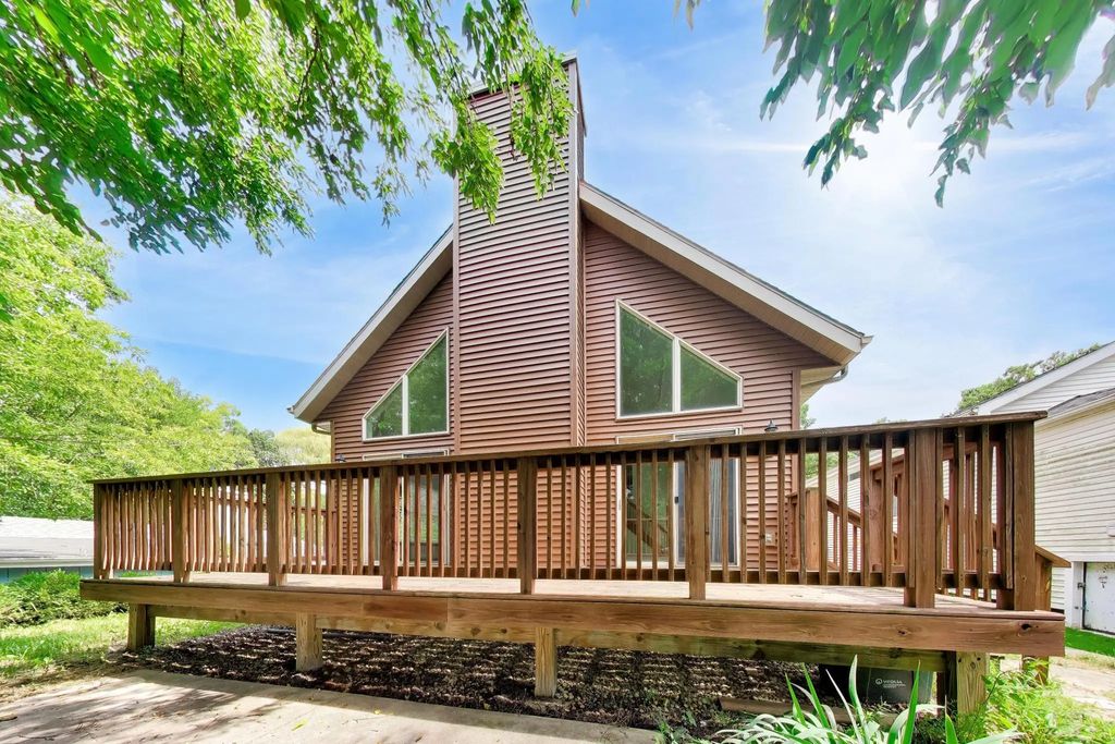 809 Spruce St, Twin Lakes