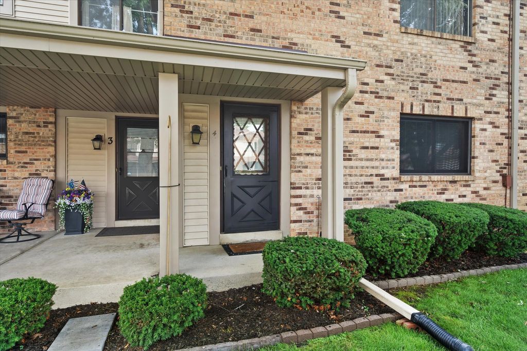 5748 Cambridge Ln 4, Mount Pleasant