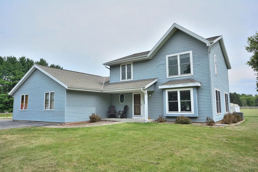S108w37645 Draper Rd, Eagle