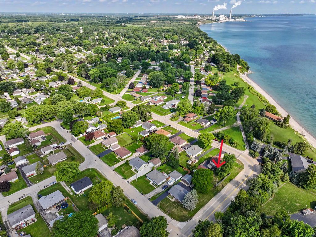 2115 6 Mile Rd, Caledonia