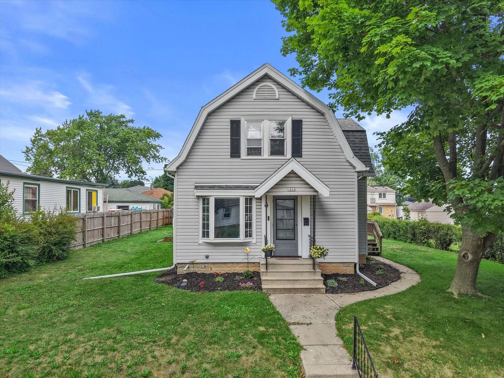 1824 Missouri Ave, South Milwaukee