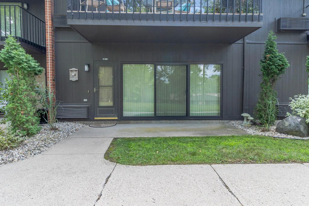 7 Zurich Ct 5, Geneva