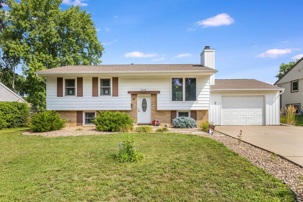 1115 Green St, Onalaska