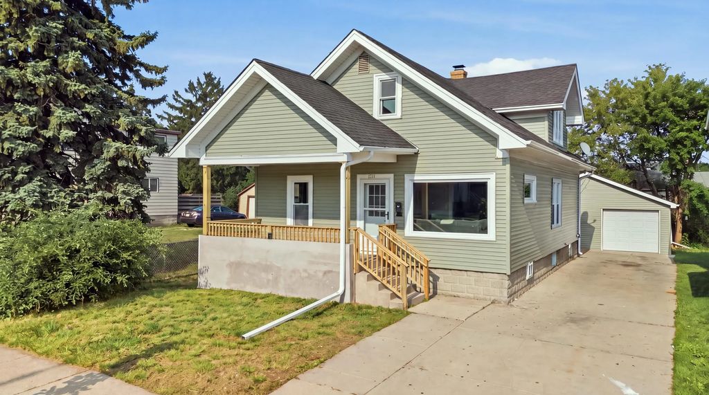 1341 Ohio St, Racine