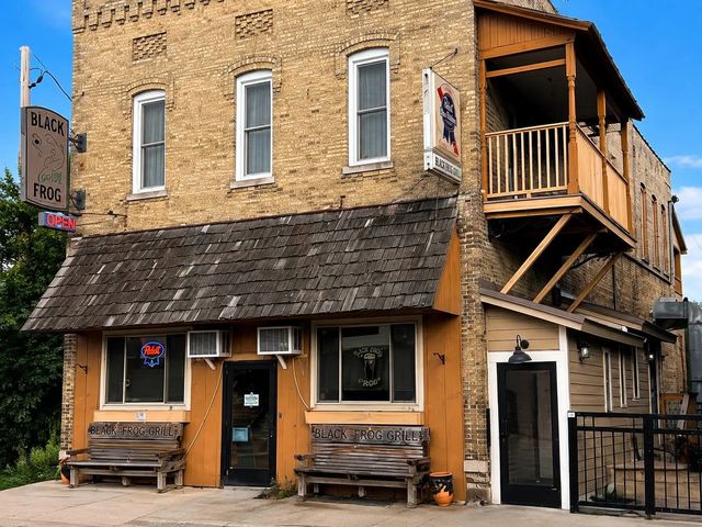 151 Main St, Sullivan