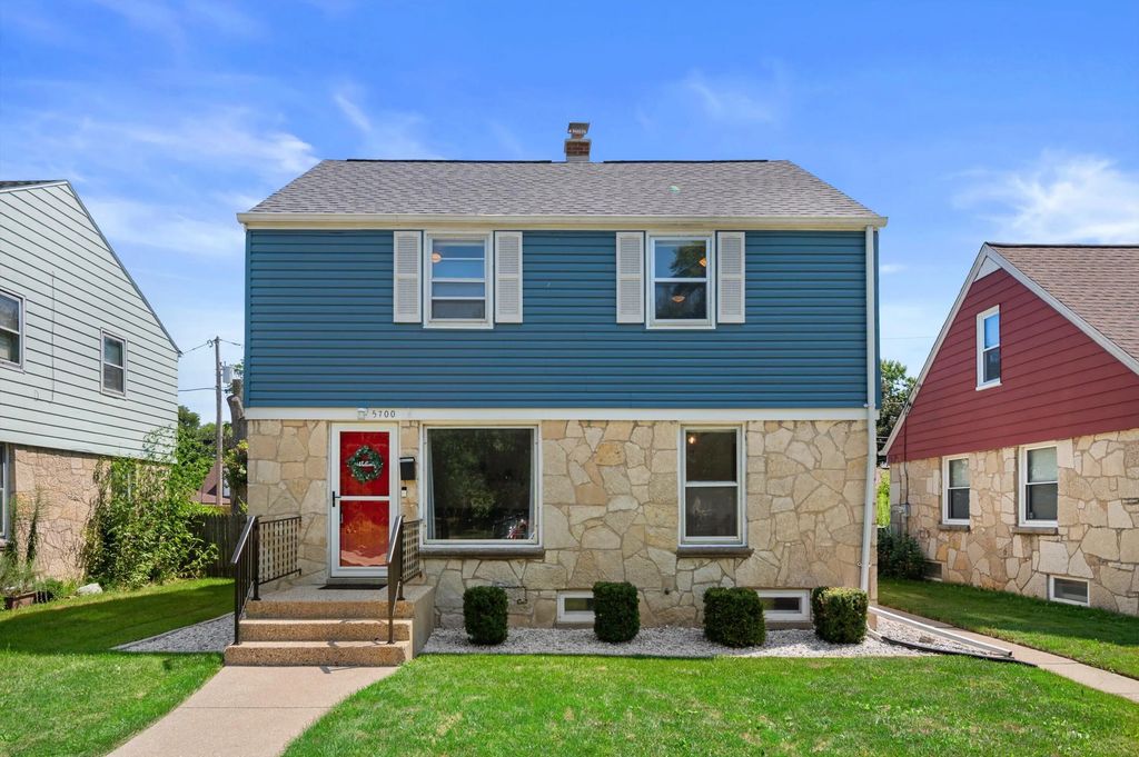 5700 N Sidney Pl, Glendale
