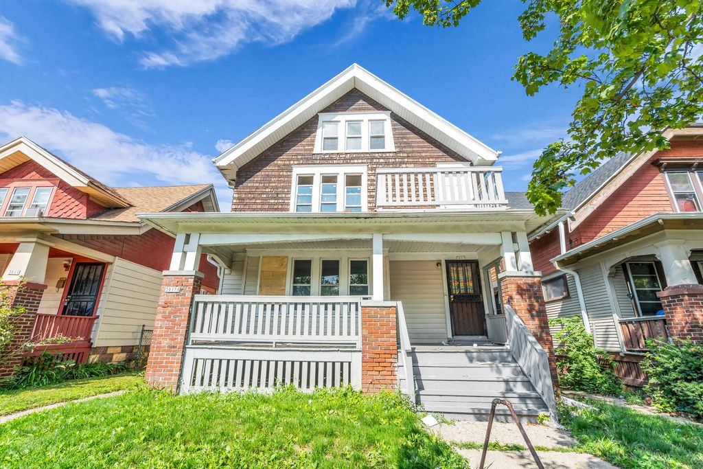 3017 N 28th St, Milwaukee