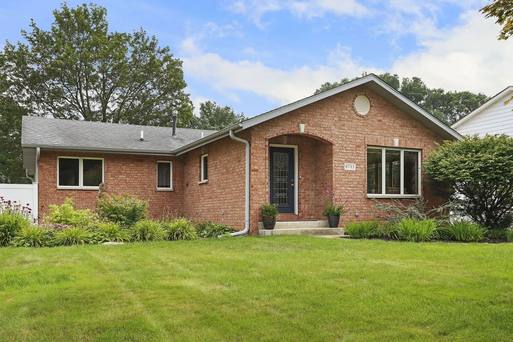 8711 3rd Ave, Pleasant Prairie
