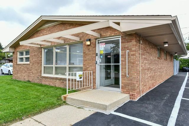 2925 Rapids Dr, Racine