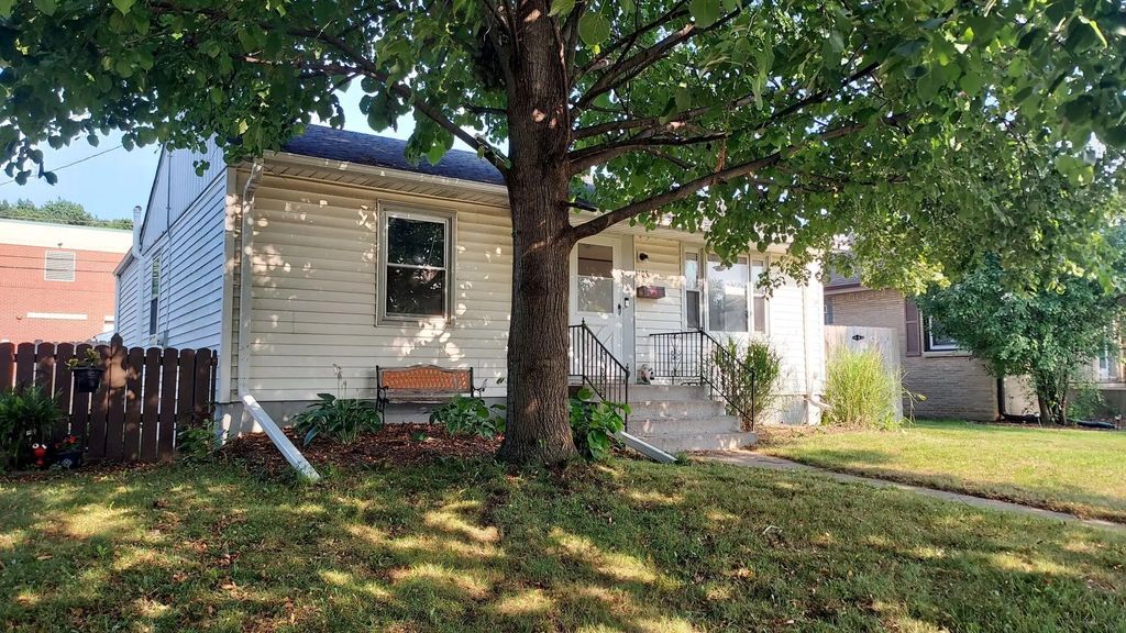 1405 15th Ave, South Milwaukee
