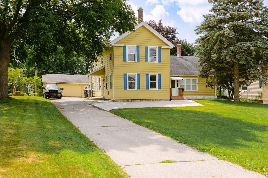 821 Eastern Ave, Plymouth