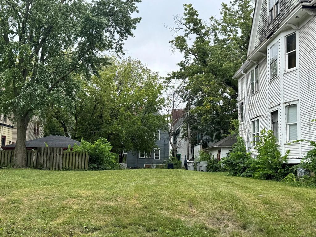 4211 W Spaulding Pl, Milwaukee