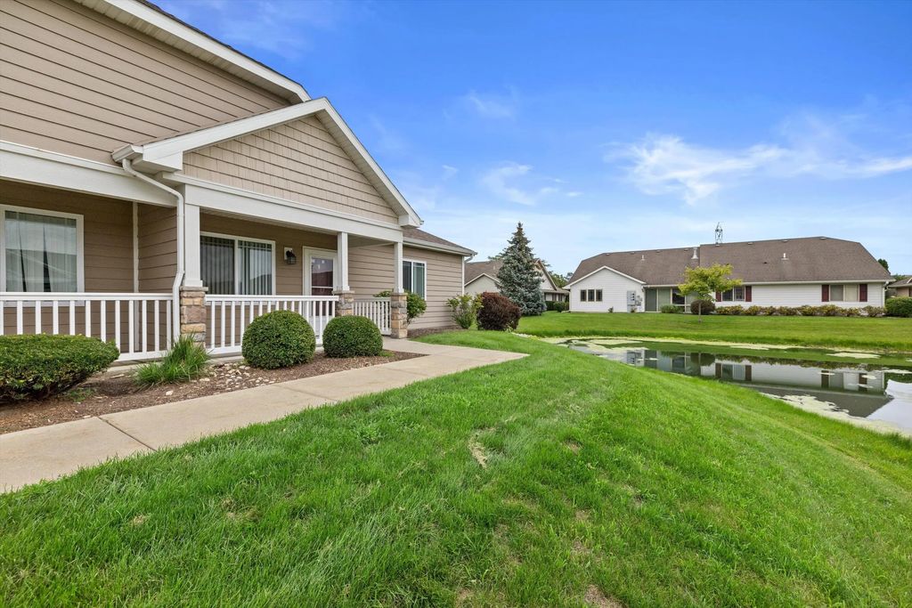 2820 21st St 9, Kenosha
