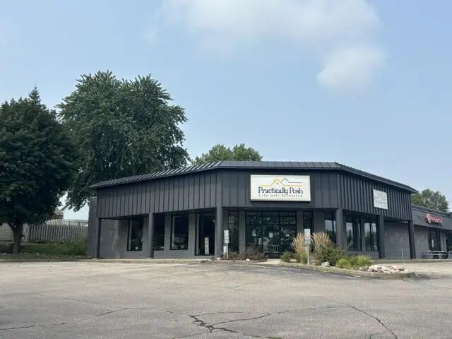 990 12th Ave S, Onalaska