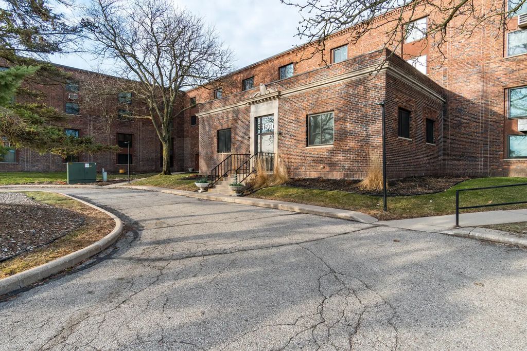 1501 Rose St 7, La Crosse