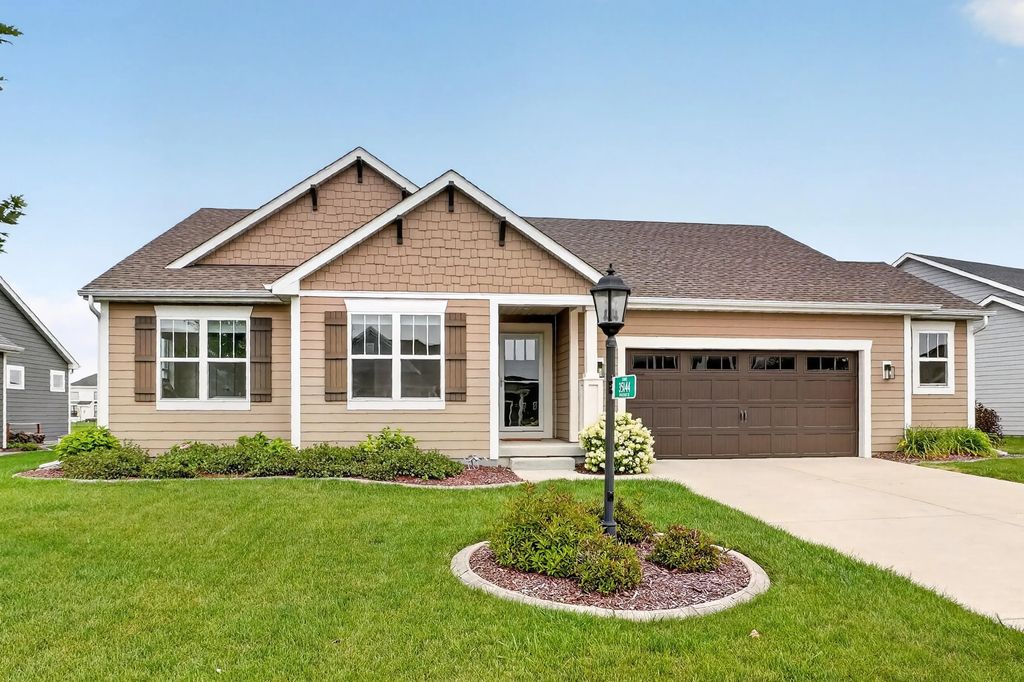 35144 Winnebago Dr, Summit