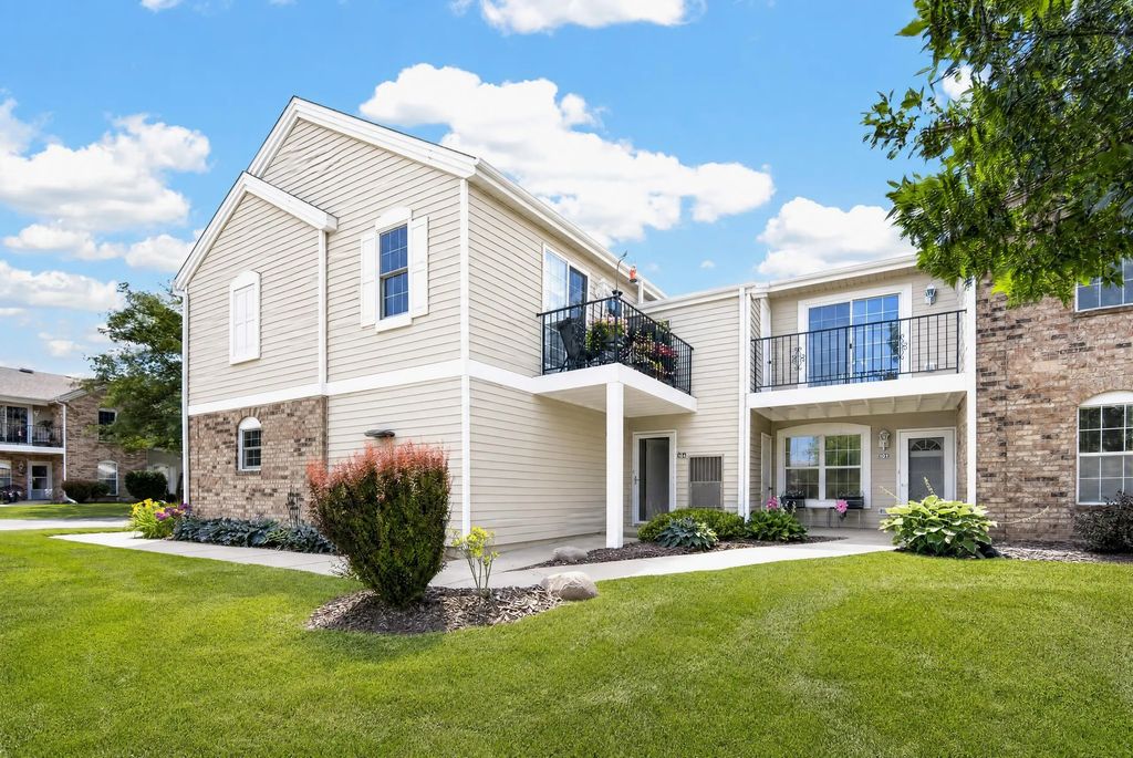 1236 N Sunnyslope Dr 204, Mount Pleasant
