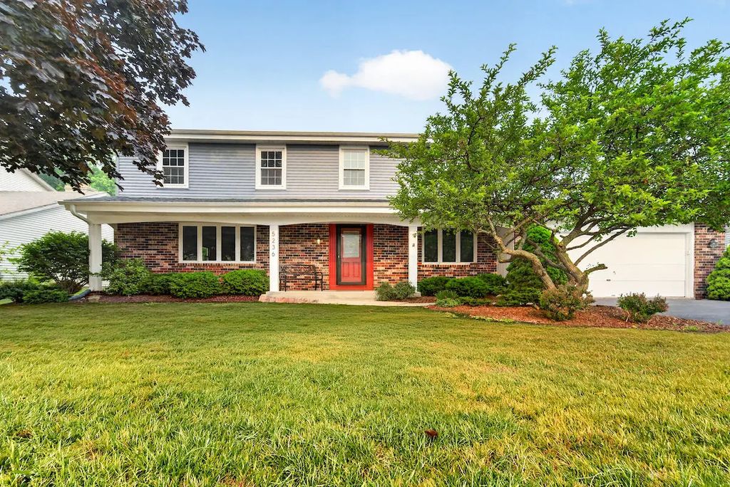 5236 Willowview Rd, Caledonia