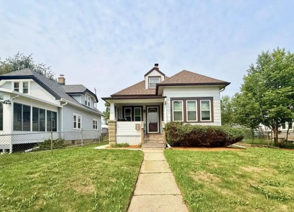 1212 Menomonee Ave, South Milwaukee