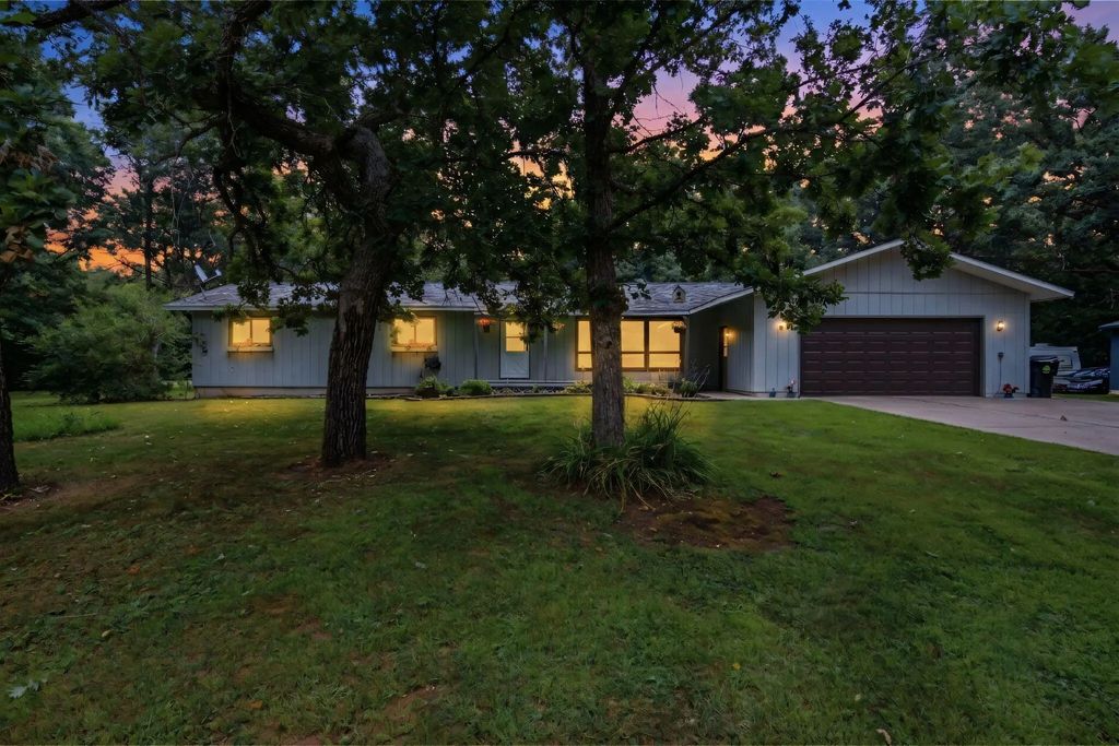 E6226 819th Ave, Colfax