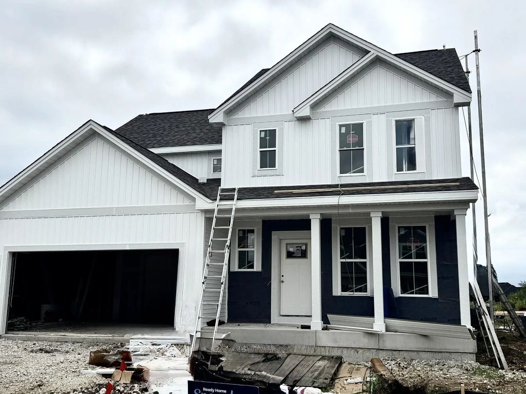 1749 Switchgrass St, Oconomowoc