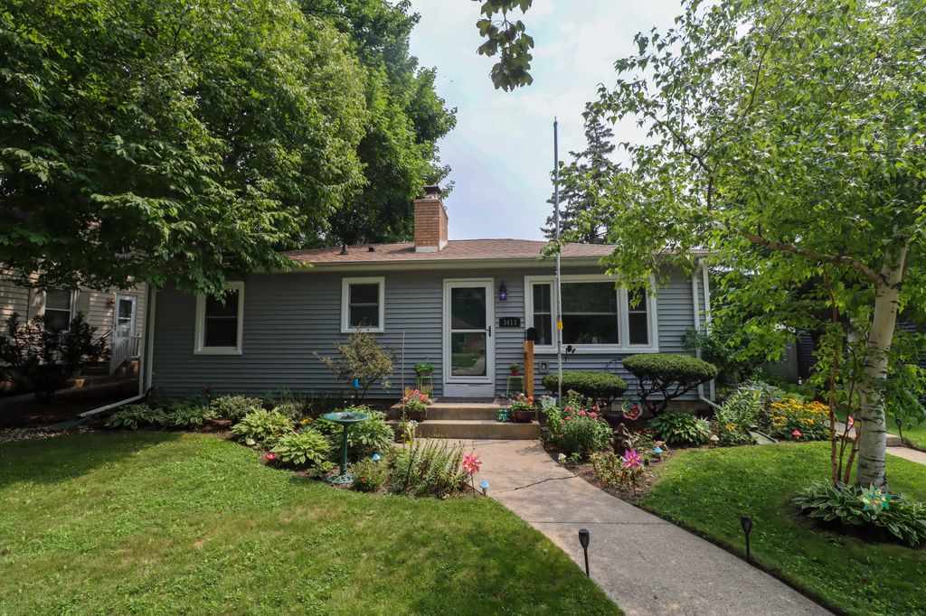 3413 3rd Ave, Racine