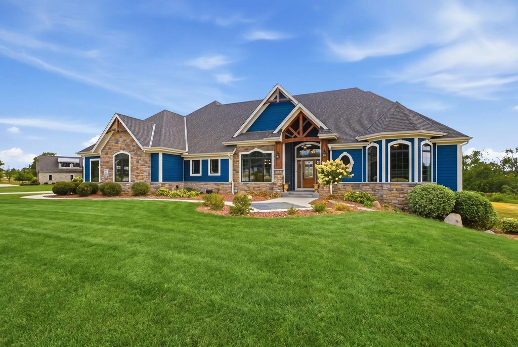 W336s721 Four Seasons Rd, Delafield