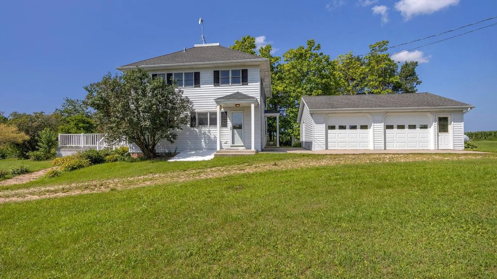 W7034 Parnell Rd, Mitchell