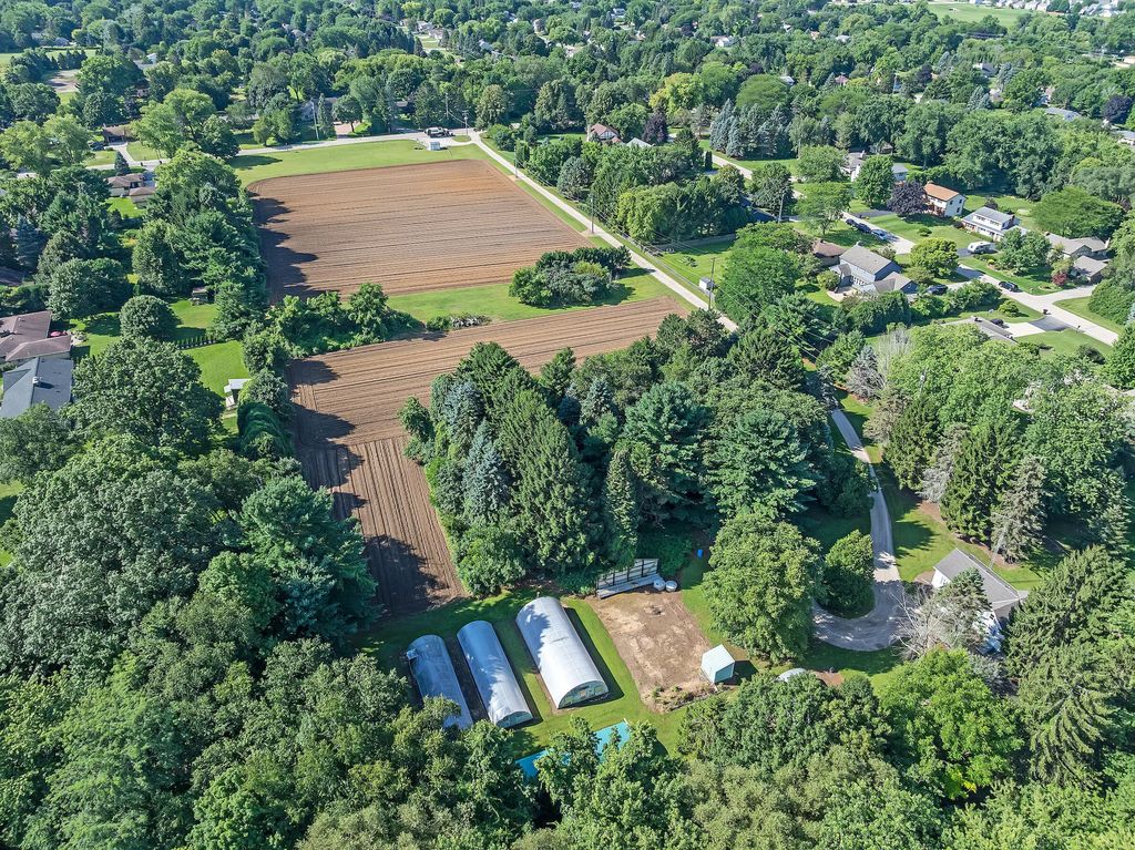 332 4 Mile Rd, Caledonia