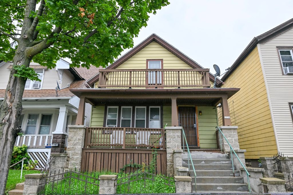 1538 S 9th St, Milwaukee