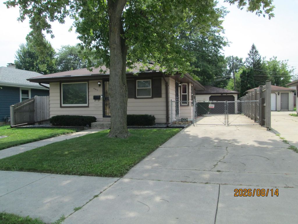 4611 Wright Ave, Racine