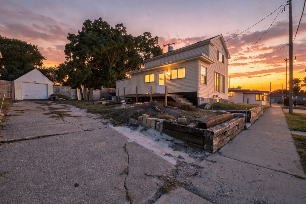 1526 Marquette St, Racine