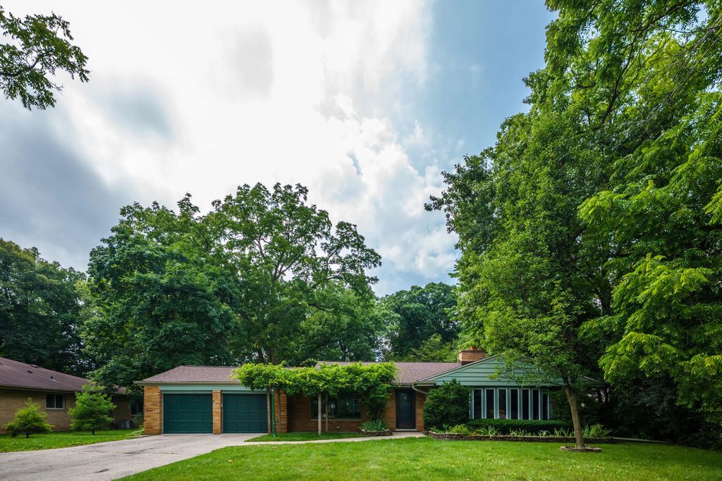 2716 Ole Davidson Rd, Mount Pleasant