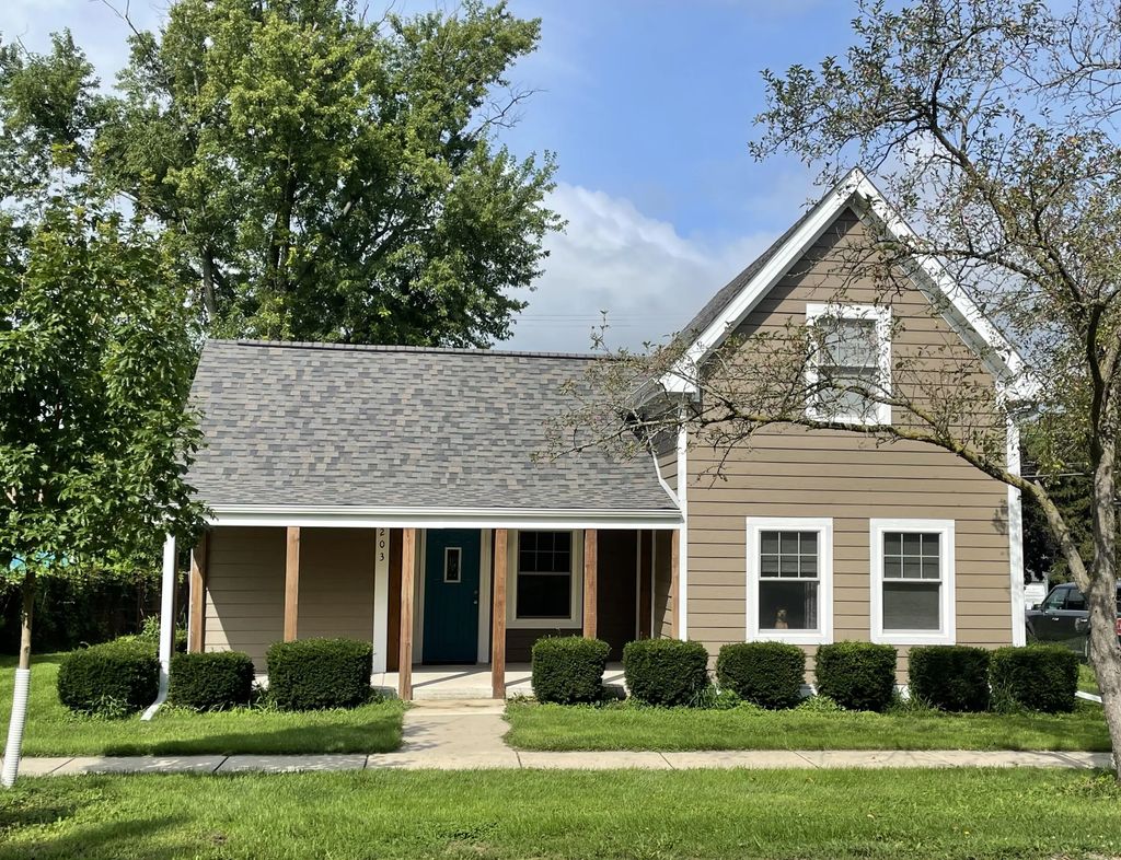 203 Walworth St, Sharon