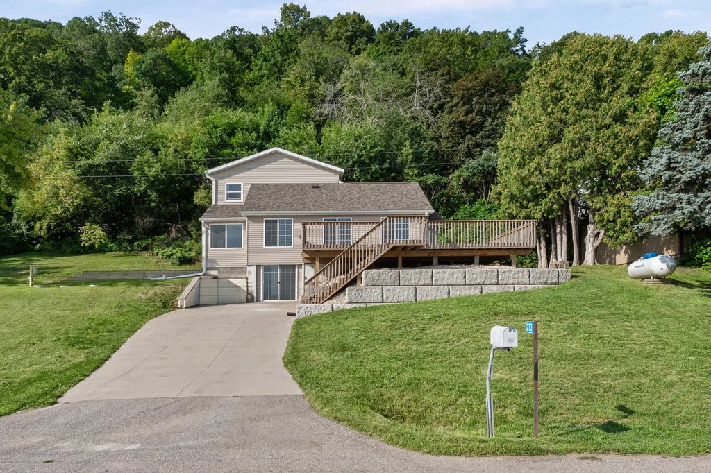 27317 Fern Glen Rd, Richmond