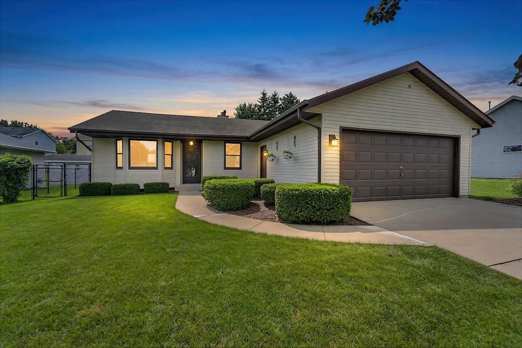 3415 124th St, Pleasant Prairie