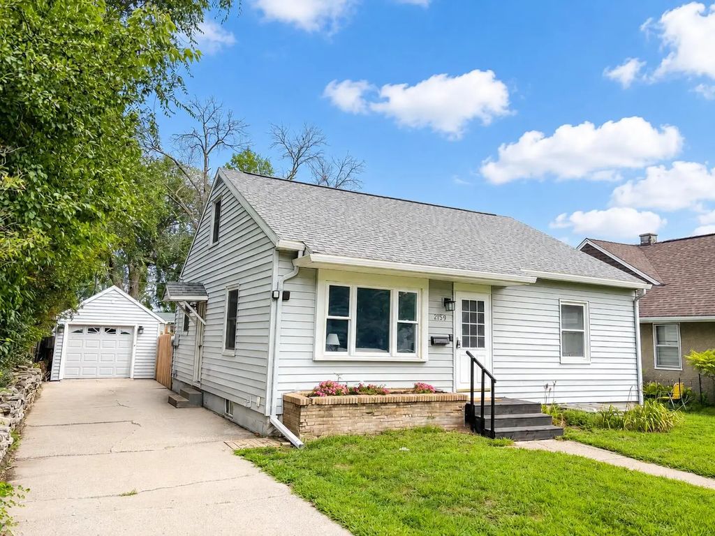 2159 Farnam St, La Crosse