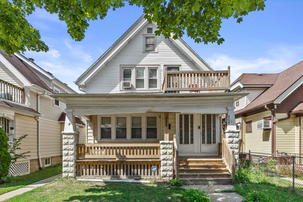 4225 N 26th St 4227, Milwaukee