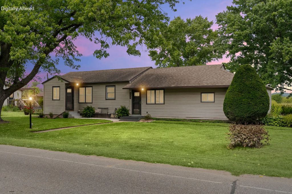 204 Rock St E, Rockland