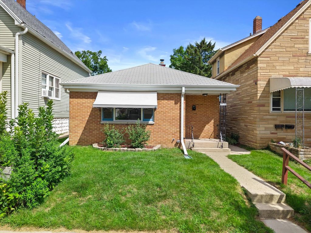 3948 E Underwood Ave, Cudahy