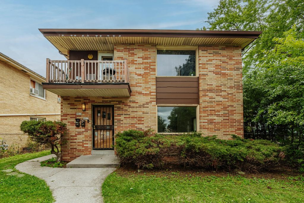9017 W Hampton Ave 9019, Milwaukee
